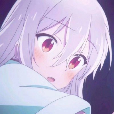 官方通报城管爬摊贩三轮车被带行